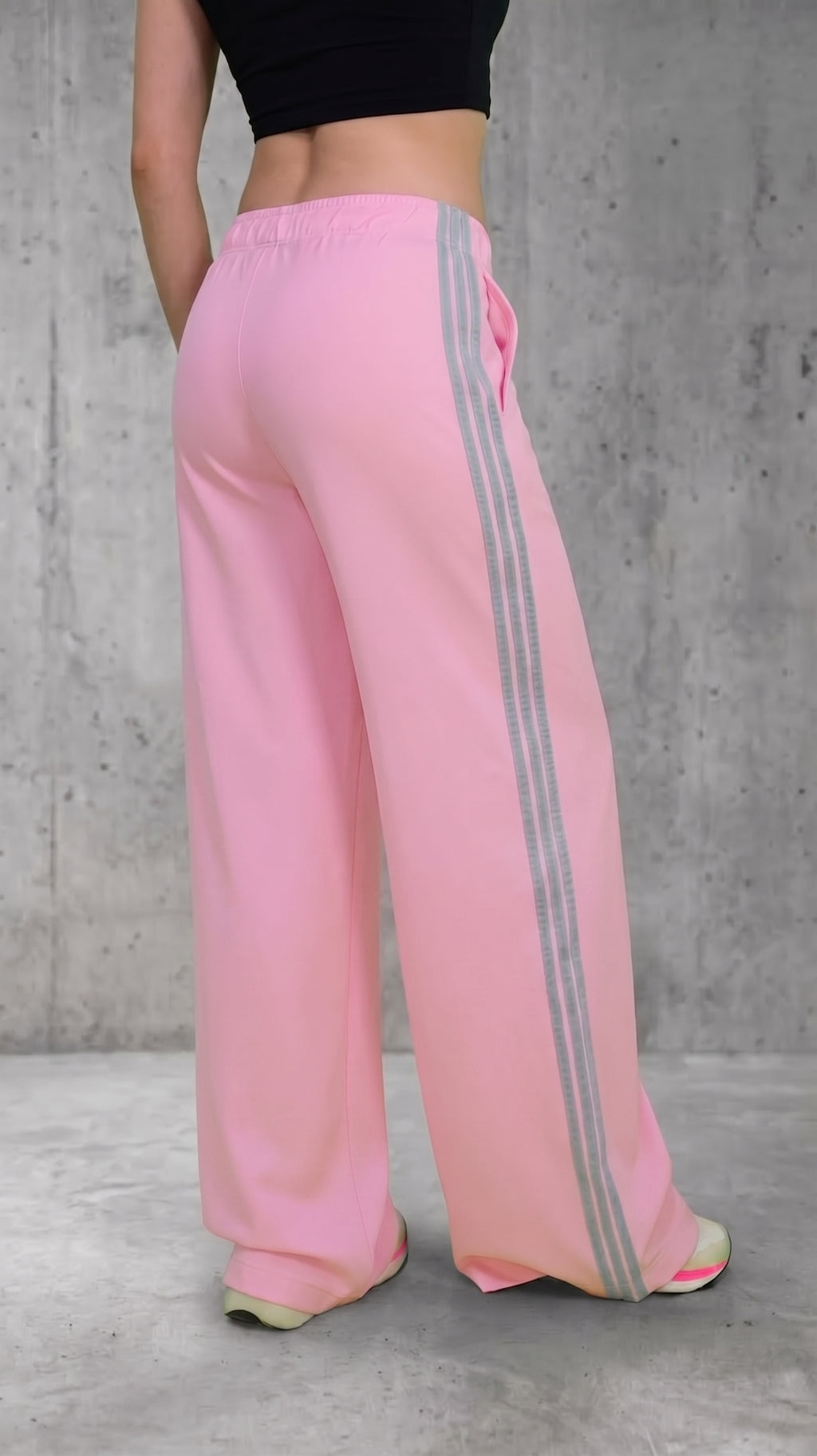 Sudadera Bota Ancha Mujer Rosada - Franjas grises