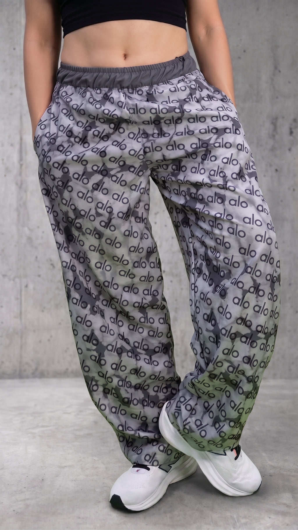 Sudadera Bota Ancha Mujer Gris - Estampado Tipográfico